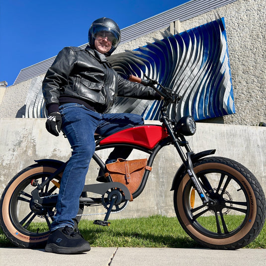 An old man ride Hidoes B10 fat tire electric bike 1000W